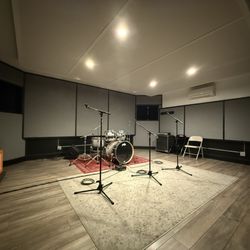 Studio B
