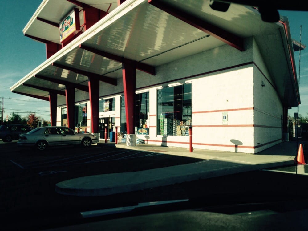 MOBILE Updated September 2024 11 Photos 5 Schuyler Blvd, Fishkill