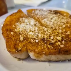 Magnolia Café - Garlic Toast
