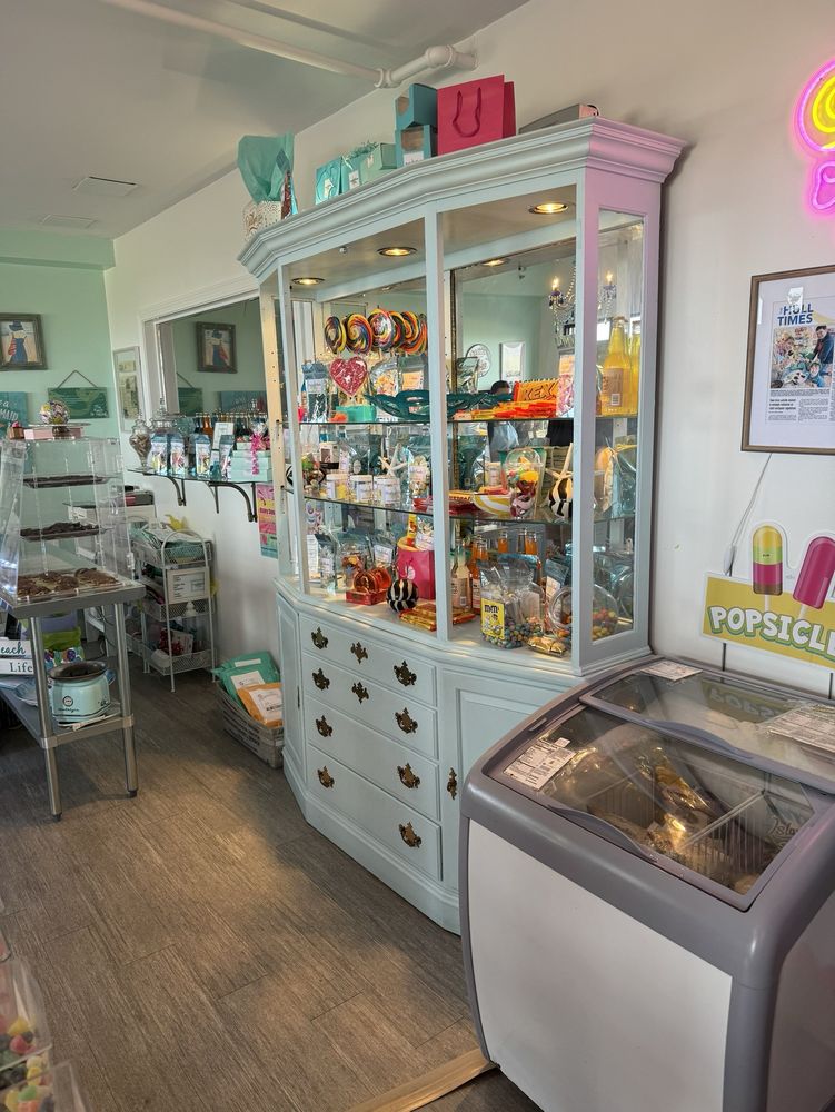 Nantasket Sweets By Swedes Logo