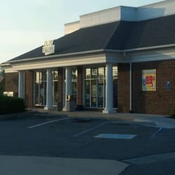 Family Express - Pillared store entrance