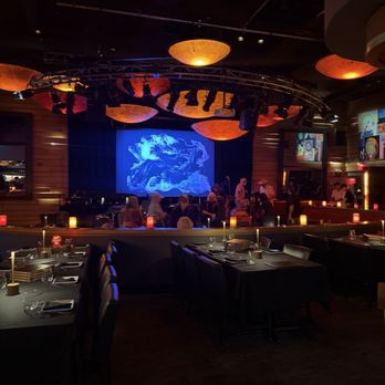 Vibrato Grill Jazz - Tables away from the stage - Jazz & Blues Near Me - Los Angeles, California Vibrato Grill Jazz - Tables away from the stage - Jazz & Blues Near Me - Los Angeles, California