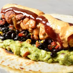 La Cresta - Wrap BANDIDO Guacamole, Porotos mexicanos, Salsa Bbq, Picante