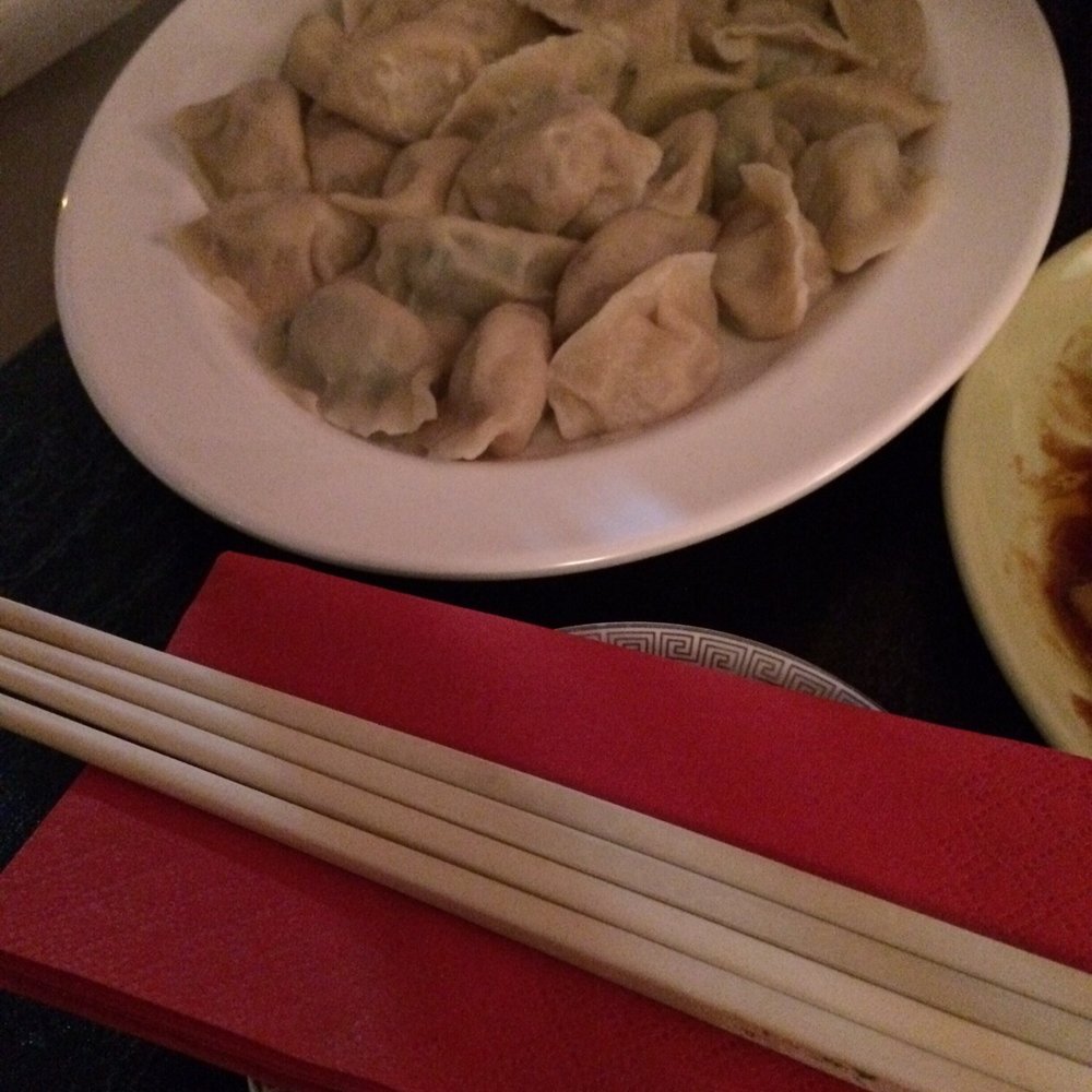 Wok Show - Pork Dumplings with Cabbage & Spring Onions - Chinese Near Me - Berlin, BE Wok Show - Pork Dumplings with Cabbage & Spring Onions - Chinese Near Me - Berlin, BE