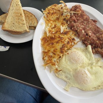 Nelson's Diner - Corned Beef Hash - Diners Near Me - Pompano Beach, Florida Nelson's Diner - Corned Beef Hash - Diners Near Me - Pompano Beach, Florida
