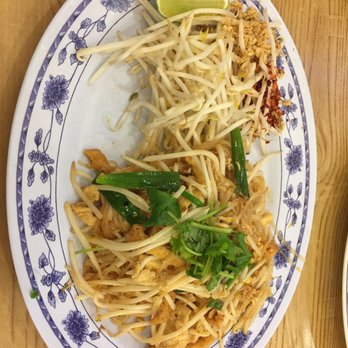 Thai Lovers - Chicken pad thai - Thai Near Me - San Jose, California