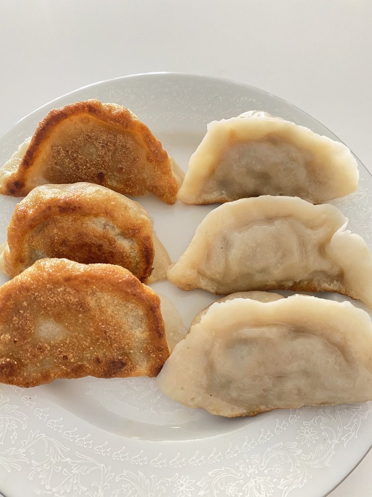 Food from Mama's Taste