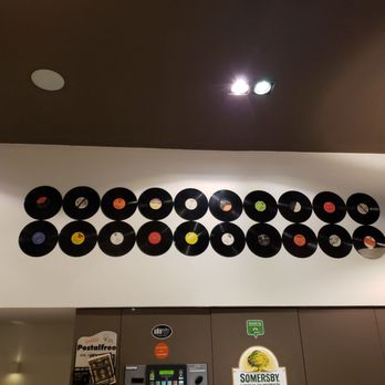 Lado B - Interior - Cafes Near Me - Porto, 13