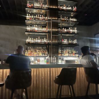 Reserve 101 - Cocktail Bars Near Me - Houston, Texas Reserve 101 - Cocktail Bars Near Me - Houston, Texas