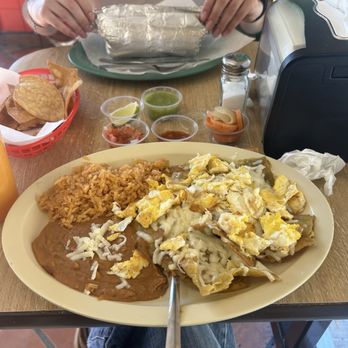 Taqueria Los Pericos - Chilaquiles - Mexican Near Me - Campbell, California Taqueria Los Pericos - Chilaquiles - Mexican Near Me - Campbell, California