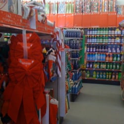 Family Dollar Store