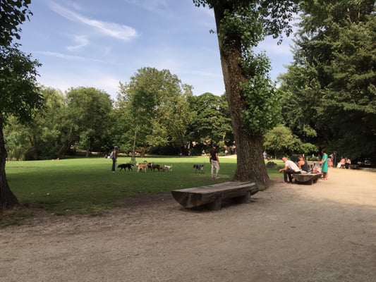 Sarphatipark by null