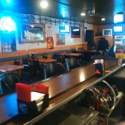 Jack's Place - A clean bar ready for a good time