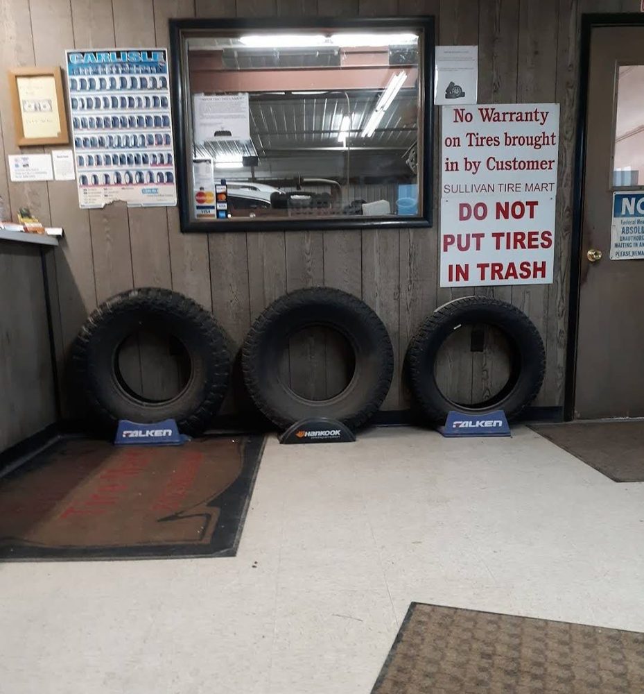 SULLIVAN TIRE MART Updated October 2024 210 W Silver St, Sullivan
