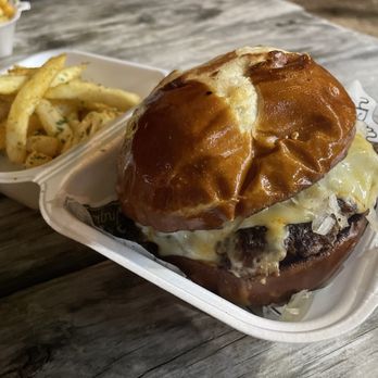 That Burger - That German Burger - Burgers Near Me - Austin, Texas