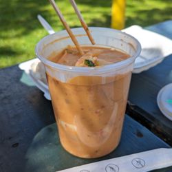 Aunty Pon's Thai Food Truck - Red curry