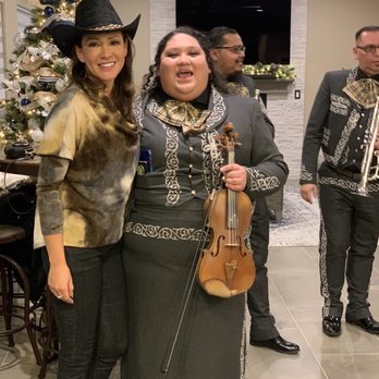 Mariachi Los Catrines - Beautiful singer, great voice! - Musicians Near Me Mariachi Los Catrines - Beautiful singer, great voice! - Musicians Near Me
