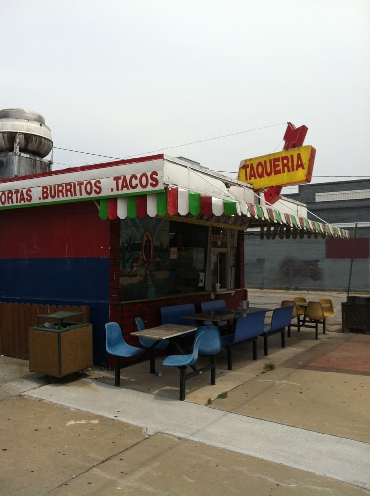 ULTIMATE TACO NO 1 332 E Emma Ave, Springdale, Arkansas Mexican