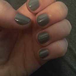 Loving this gray gel polish!