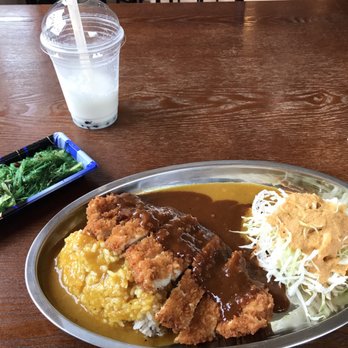 40 West Cafe - Japanese curry chicken, bubble tea, seaweed salad - Sushi Bars Near Me - Vernon, Connecticut 40 West Cafe - Japanese curry chicken, bubble tea, seaweed salad - Sushi Bars Near Me - Vernon, Connecticut