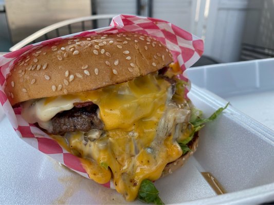 Tommy's Burger Stop-Spenard by null