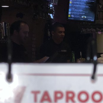 Old Chicago Pizza + Taproom - a taproom lunch sign - Pizza Near Me - WICHITA, Kansas