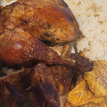 Mambo Empanadas - Roasted chicken with white rice & tostones - Peruvian Near Me - Rutherford, New Jersey