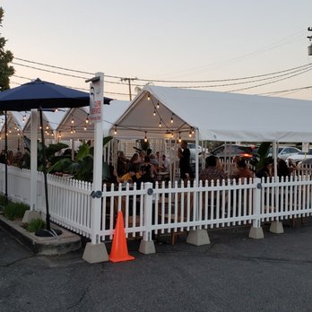 Chi Chi's Pizza - Outside - Pizza Near Me - Saugus, California