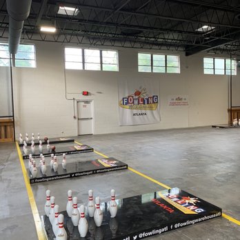 Fowling Warehouse - Lanes - American Near Me - Atlanta, Georgia