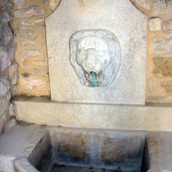 Chateau fortifié de Valliguières