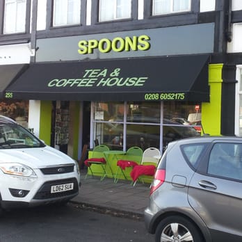 Rosie Qs - Funky green decor - Coffee & Tea Near Me - London, XGL Rosie Qs - Funky green decor - Coffee & Tea Near Me - London, XGL