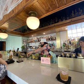 HandleBar - Cocktail Bars Near Me - Mount Dora, Florida
