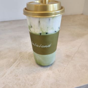 La La Land - Banana cloud matcha - Coffee & Tea Near Me - Glendale, California La La Land - Banana cloud matcha - Coffee & Tea Near Me - Glendale, California