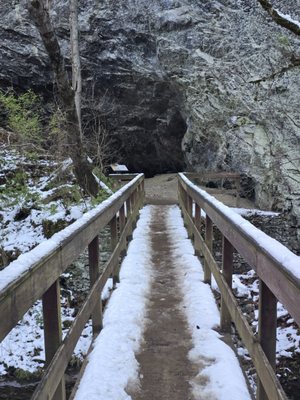 Natural Bridge State Park by null