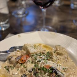Somersett Golf and Country Club - Mushroom ravioli with sun dried tomatoes; artichokes and a fabulous creamy sauce.