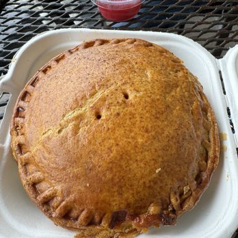 Pop Pie - Heritage Pulled pork, mac & cheese pie - Bakeries Near Me - Costa Mesa, California Pop Pie - Heritage Pulled pork, mac & cheese pie - Bakeries Near Me - Costa Mesa, California