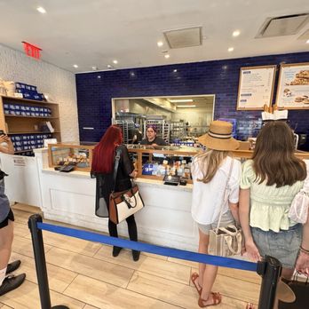 Levain Bakery - NoHo, NYC - Bakeries Near Me - New York, New York Levain Bakery - NoHo, NYC - Bakeries Near Me - New York, New York