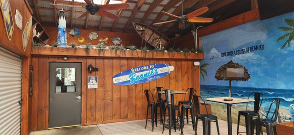Beanie's Bar & Grill by null