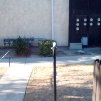 College View Apartments - Non -functioning lights. - Apartments Near Me - Bakersfield, California College View Apartments - Non -functioning lights. - Apartments Near Me - Bakersfield, California