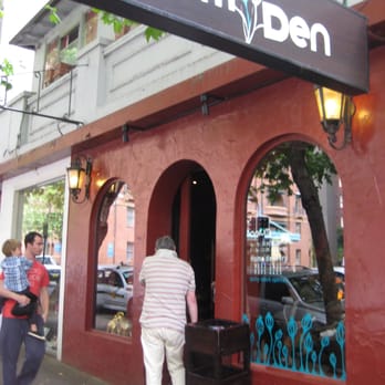Nung Len - Thai Near Me - Potts Point, NSW Nung Len - Thai Near Me - Potts Point, NSW