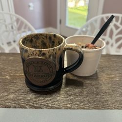 Ten Arrows Coffee & Bistro - Coffee & yogurt parfait