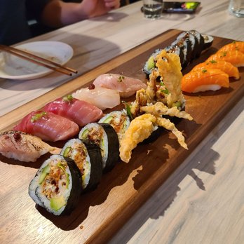Nozomi - Spider roll. Maguro/tuna nigiri. Red snapper nigiri. Albacore nigiri. Sake/salmon nigiri. Unagi roll. - Sushi Bars Near Me - Denver, Colorado