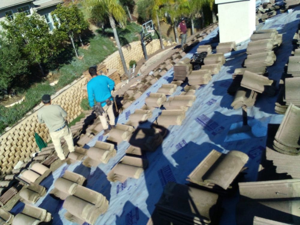 Slide of Roofing Hands Renovations