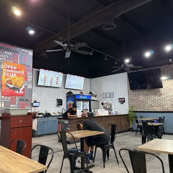bb.q Chicken - Chicken Shop Near Me - Clarksville, Tennessee bb.q Chicken - Chicken Shop Near Me - Clarksville, Tennessee