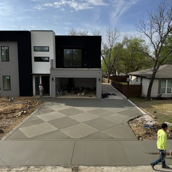 Elevated Construction Group - Who said a driveway can't be beautiful! Let us show you how affordable this can be! - Foundation Repair Near Me Elevated Construction Group - Who said a driveway can't be beautiful! Let us show you how affordable this can be! - Foundation Repair Near Me