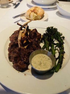 F & B Atlanta by null