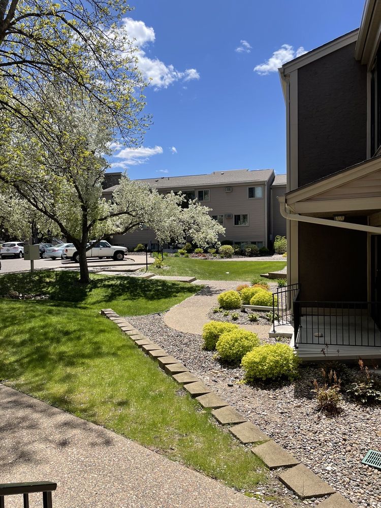 SHADOW GREEN APARTMENTS Updated September 2024 14247 Valley View Rd