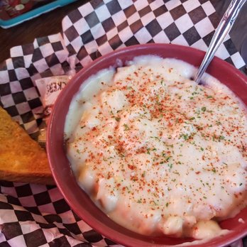 Long Beach Tavern - Seafood chowder - Pizza Near Me - Long Beach, Washington