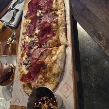 Luke's Kitchen and Bar - Flatbread - Seafood Near Me - Orlando, Florida Luke's Kitchen and Bar - Flatbread - Seafood Near Me - Orlando, Florida