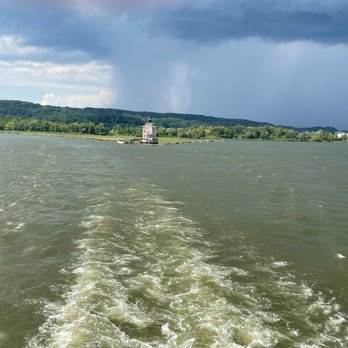 Hudson River Cruises - Boat Charters Near Me - Kingston, New York